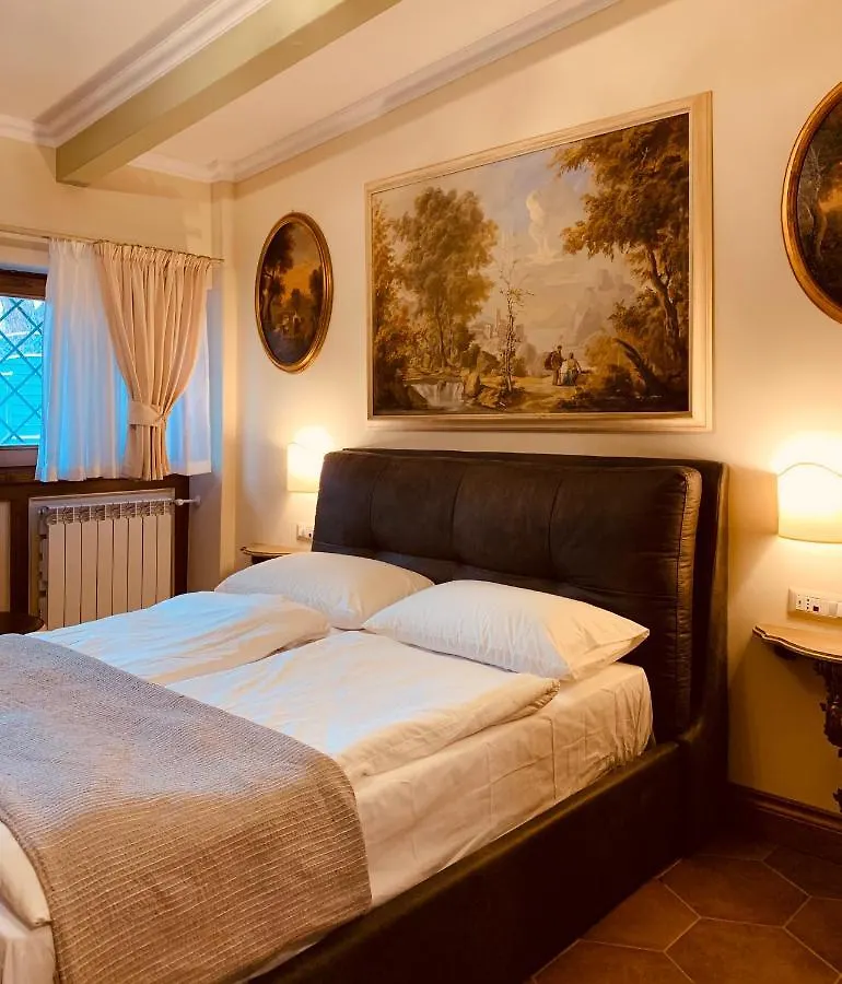 Hotel La Vecchia Torre Roma Affittacamere